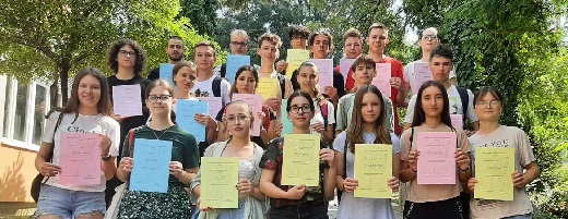 Zajedika fotografija sudionika ljetne kole biologije i kemije